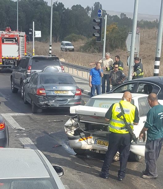 اصابة شابين بجراح متفاوتة في حادث طرق في دبورية